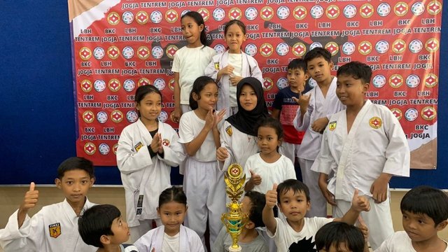 SDN Sidorejo Juara Karate Antar Dojo Sekolah
