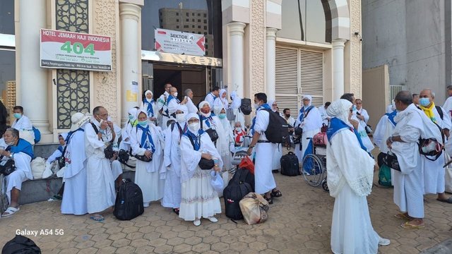 Besok, Jamaah Wukuf di Arafah
