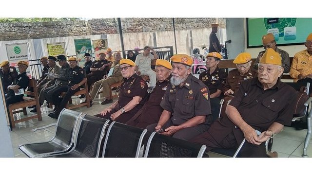 Datangi Pengadilan, Puluhan Veteran Gugat Pengurus YKD Lama