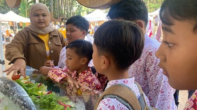 Produk Seafood Aruna Dikenalkan di Event Astra Entrepreneurship Festival