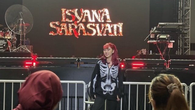 Gelar Showcase Album 4 di Yogya, Isyana Sarasvati Kenang Masa LDR-an
