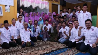 Pemuda Perindo Sumsel Berbagi Takjil dan Buber Bersama Anak Yatim