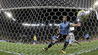 Suarez Cetak Gol Pelepas 'Penderitaan' untuk Uruguay