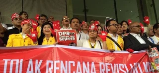 Dianggap Buang Waktu, DPR Diminta Batalkan Revisi UU KPK