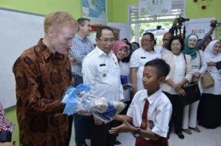 Dubes Uni Eropa Tinjau Sekolah di OKI