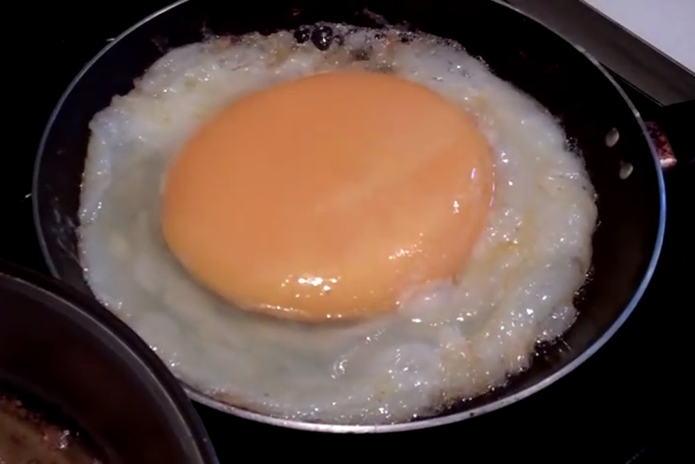 Mencicipi Telur Goreng Raksasa Di Dunia Money Id