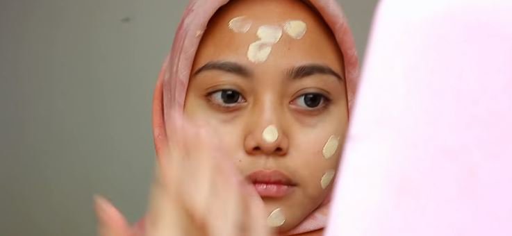 3 Tips Menggunakan Foundation yang Tepat Saat Makeup 