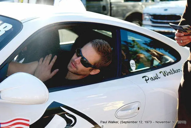 Album Kenangan Paul Walker - Foto Kenangan Semasa Hidup 