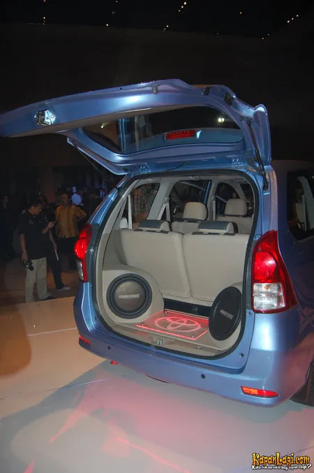 All-New Toyota Avanza - Lebih Irit  Galeri Foto Otosia 