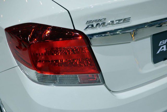 Amaze Honda Brio Sedan Idaman - Small Sedan Brio yang Irit 