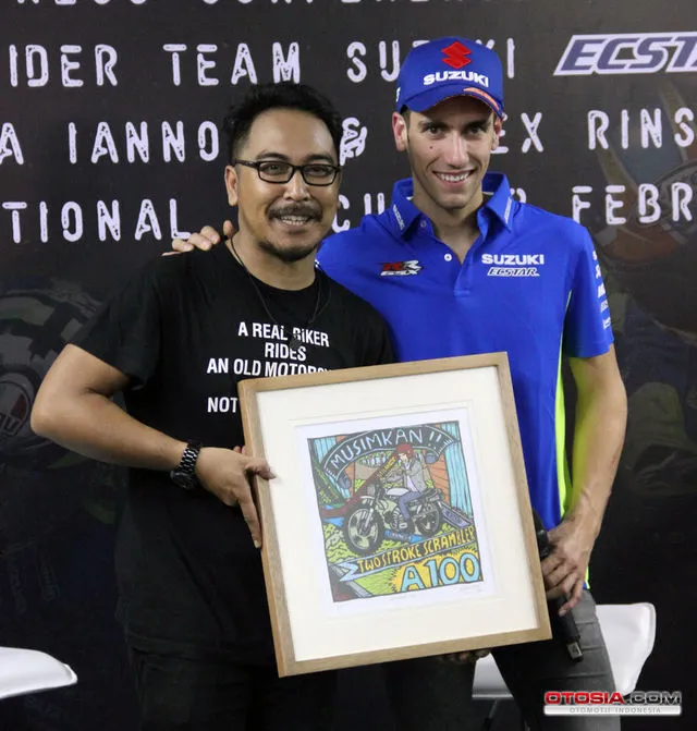 Andrea Iannone Dan Alex Rins Kunjungi Indonesia Pembalap Motogp Suzuki Ecstar Andrea Iannone Dan Alex Rins Kunjungi Indonesia Galeri Foto Otosia Com Otosia Com