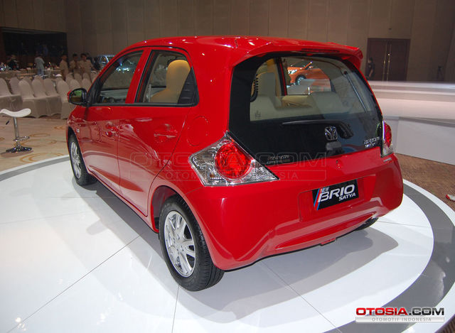 Brio Satya Produk LCGC Honda - Mobil Murah Honda  Galeri 