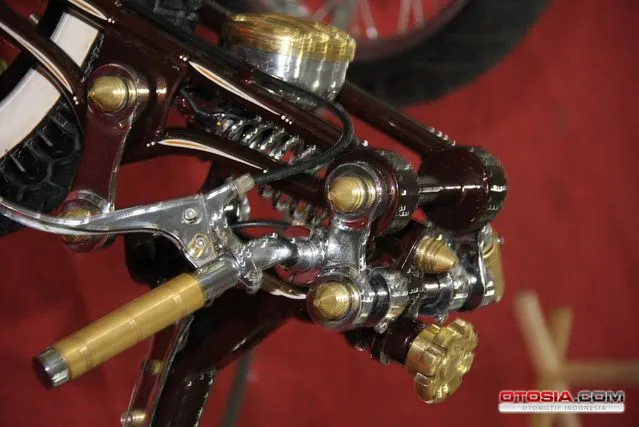 Choppy Cub Kustomfest 2013 Part 1 - Kustom Nitrohead  Choppy Cub Kustomfest 2013 Part 1 - Kustom Nitrohead
