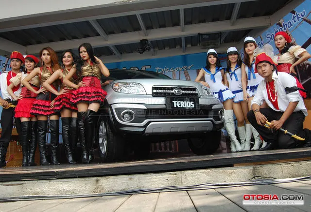 Daihatsu Terios Facelift - SUV Terbaru 2013  Galeri Foto 
