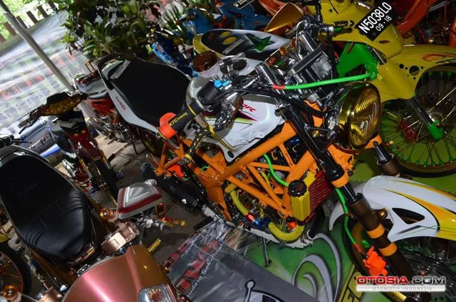 Deretan Motor Modifikasi di SMA 1 Negeri Malang - Kontes 
