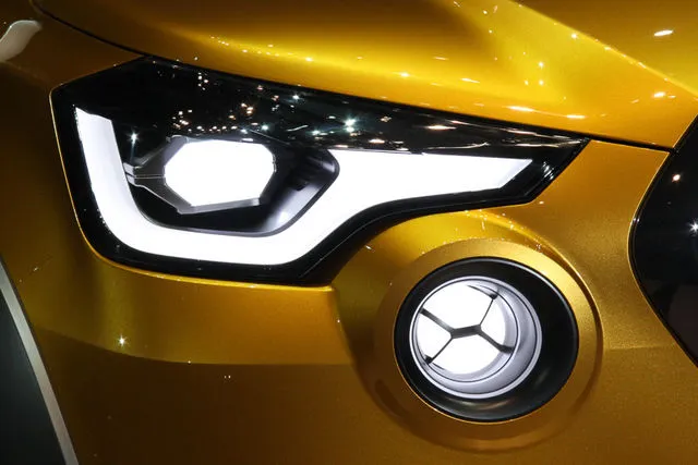 Detail Sudut Luar Datsun GO-Cross - Menilik Detail Sudut 