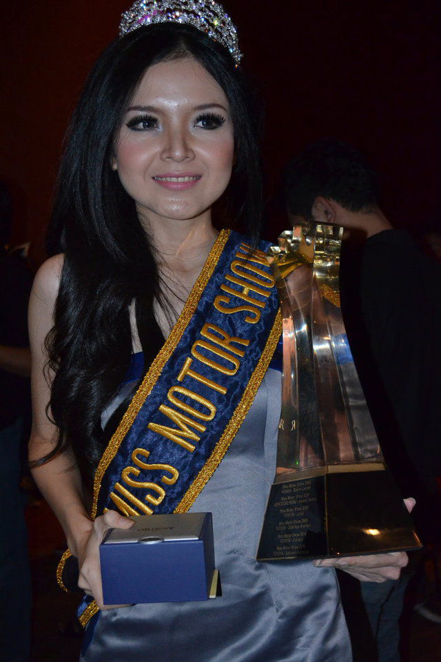 Finalist dan Miss IIMS 2012 - Atria Loni Harini Jadi Miss 