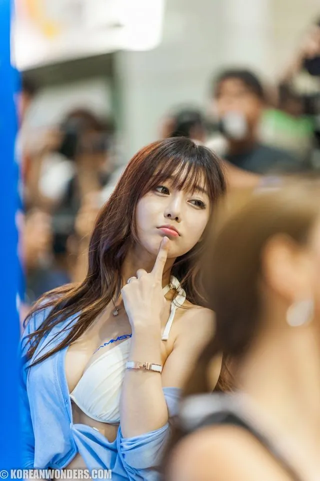 SUV Mewah Bentley Resmi Dinamai 'Bentayga'  Otosia.com