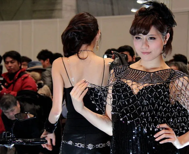 Gadis Tokyo Auto Salon 2013 Part 2 - Gadis Cantik di Ajang 