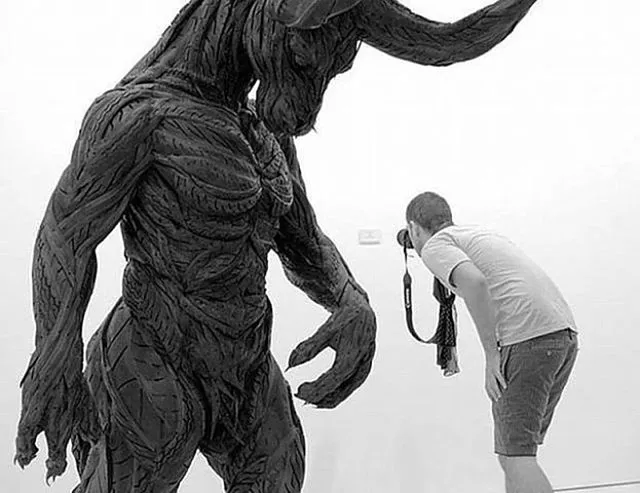 Galeri Seni Berbahan Ban-ban Bekas - Kreasi Seni Tinggi 