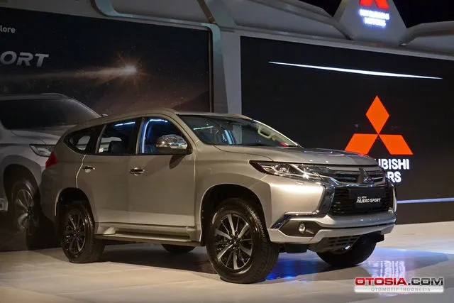 Gallery Eksterior All New Pajero Sport - Sisi Futuristik 