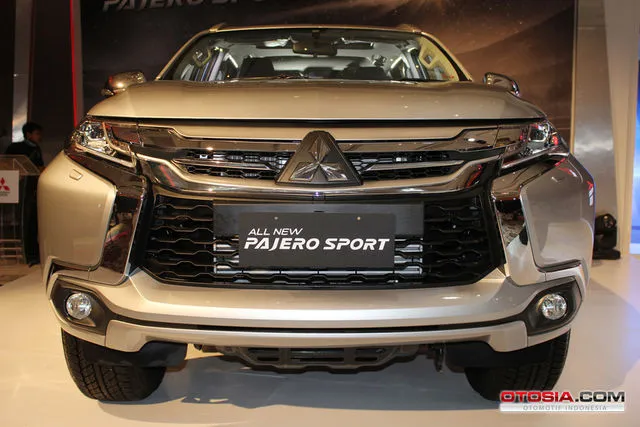 Gallery Eksterior All New Pajero Sport - Sisi Futuristik 