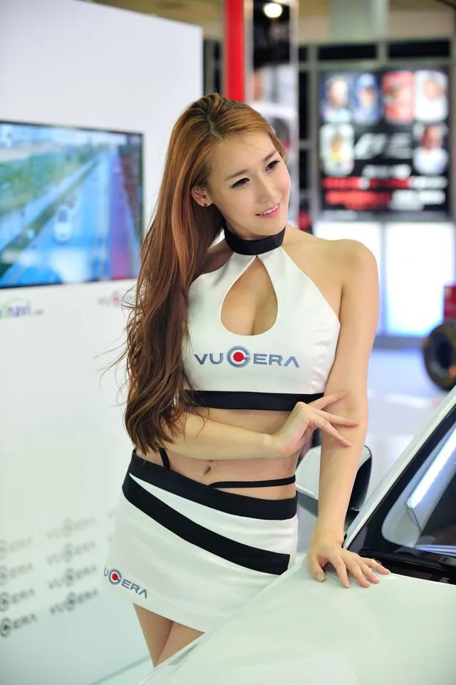 Gemulai Seksi Gadis Korea Part 2 - Kemolekan Pose Dewi 