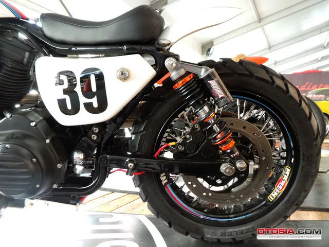 Harley Davidson Sportster 883 Martini Racing - Harley 