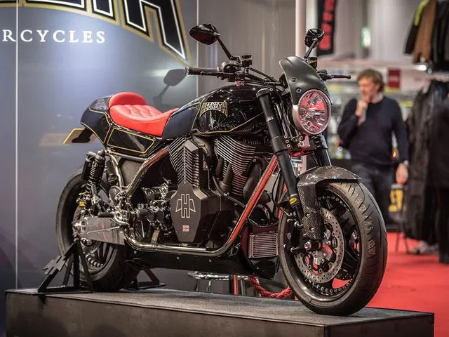 Hesketh Valiant SC Supercharger Bermesin 2100cc - Moge 