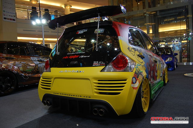 Honda Brio Satya 2014 Urban Racing - Modifikasi Urban 