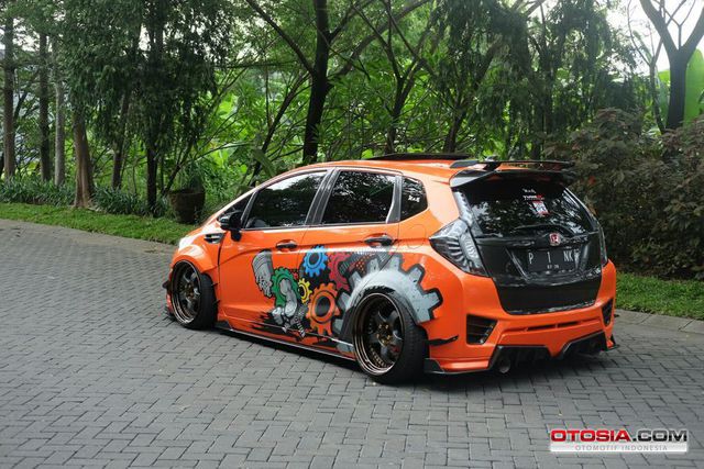 Honda Jazz Street Racing Monster Engineering 