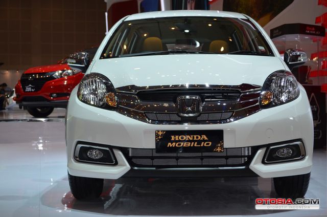 Honda Mobilio E CVT Prestige Limted Edition POS 2015 - Honda Mobilio E