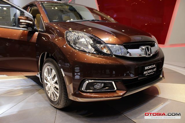  Honda  Mobilio  Meluncur di  Surabaya  Penampilan Honda  