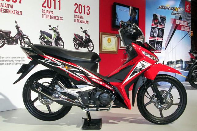 Honda Supra X 125 FI - Generasi Fuel Injection Bebek Honda 