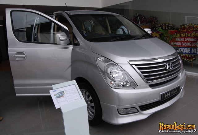 Hyundai H1 - Royale - Varian Tertinggi dan Termewah 