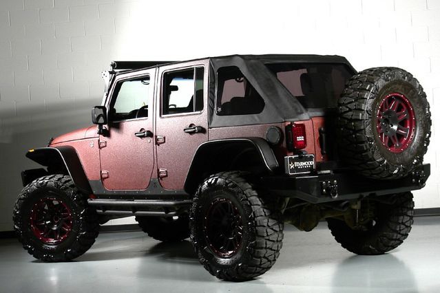 Jeep Wrangler Unlimited Rubicon Supercharged Modif 