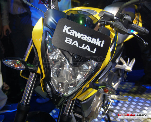  Kawasaki  Bajaj  Pulsar 200NS Motor  Sport 200cc  Terbaru 