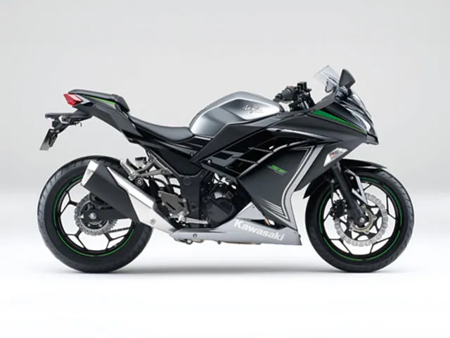 Kawasaki Ninja 250 Edisi Spesial Ulang Tahun New Kawasaki Ninja 250 Edisi Spesial Ulang Tahun New