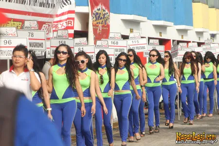 Kejuaraan Indoprix Seri 3 - Umbrella Girl  Galeri Foto 