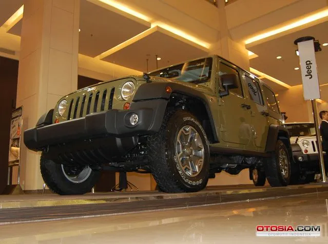 Ketangguhan Jeep Wrangler Terbaru Melegenda - Model-Model 