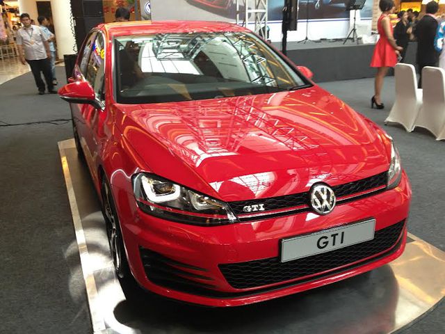 Launching Dua Sosok Baru Volkswagen - Volkswagen Golf GTI 