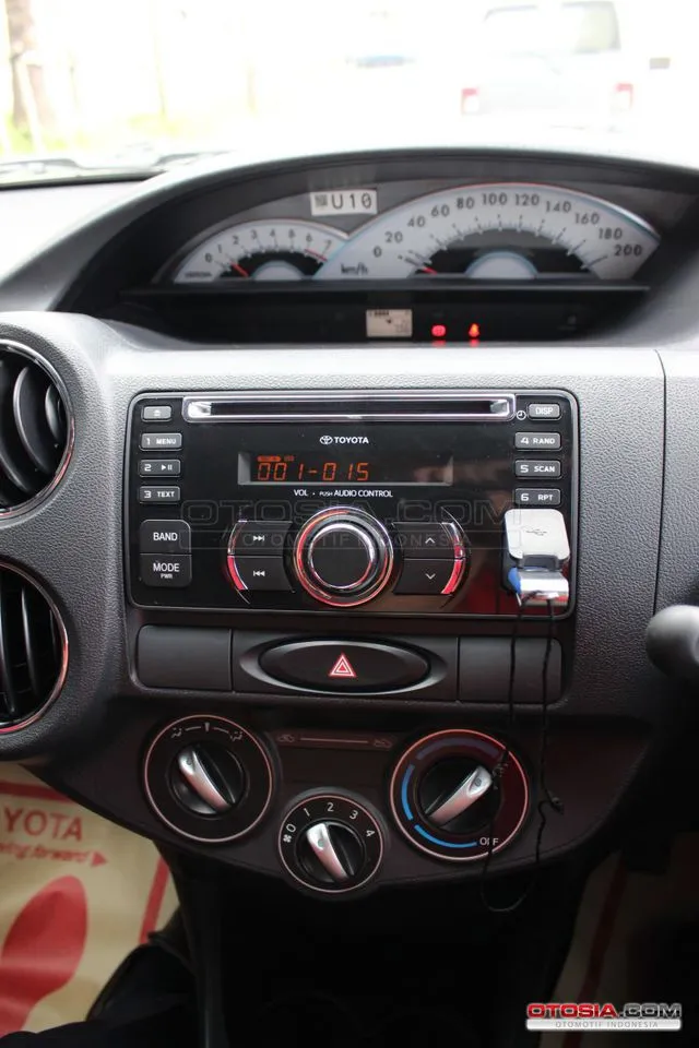 Launching Toyota Etios Valco - Etios Valco, Sang City 