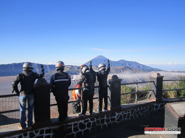 tour_bromo 20150831 004 otosia