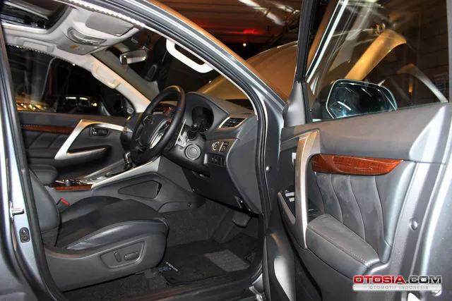 Menjelajah Interior All New Pajero Sport - Mewah dan 