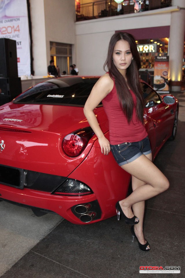 Miss Ferrari Auto Xtreme 2014 Bidadari Pendamping 