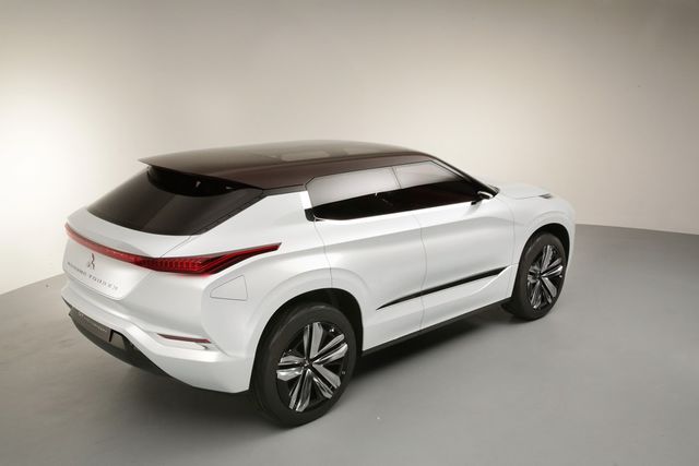 Mitsubishi GT PHEV Concept - Mobil Konsep Mitsubishi Calon 