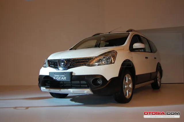 Mobil Keluarga All-New Nissan Grand Livina - Peluncuran 