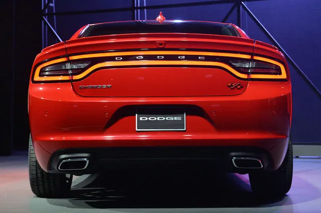 Mobil Sedan 4 Pintu Terbuas Di Dunia Dodge Charger Srt