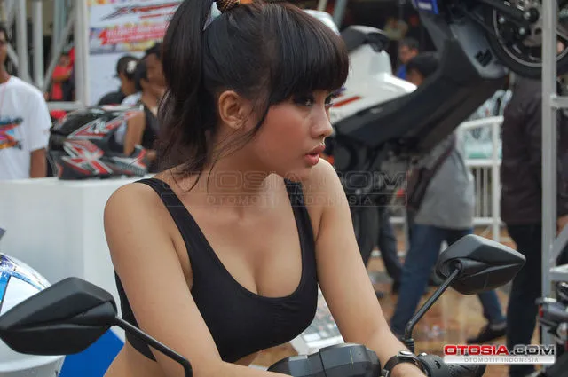 Model Panas X-Ride di La Piazza - Part 2 - Model Panas 