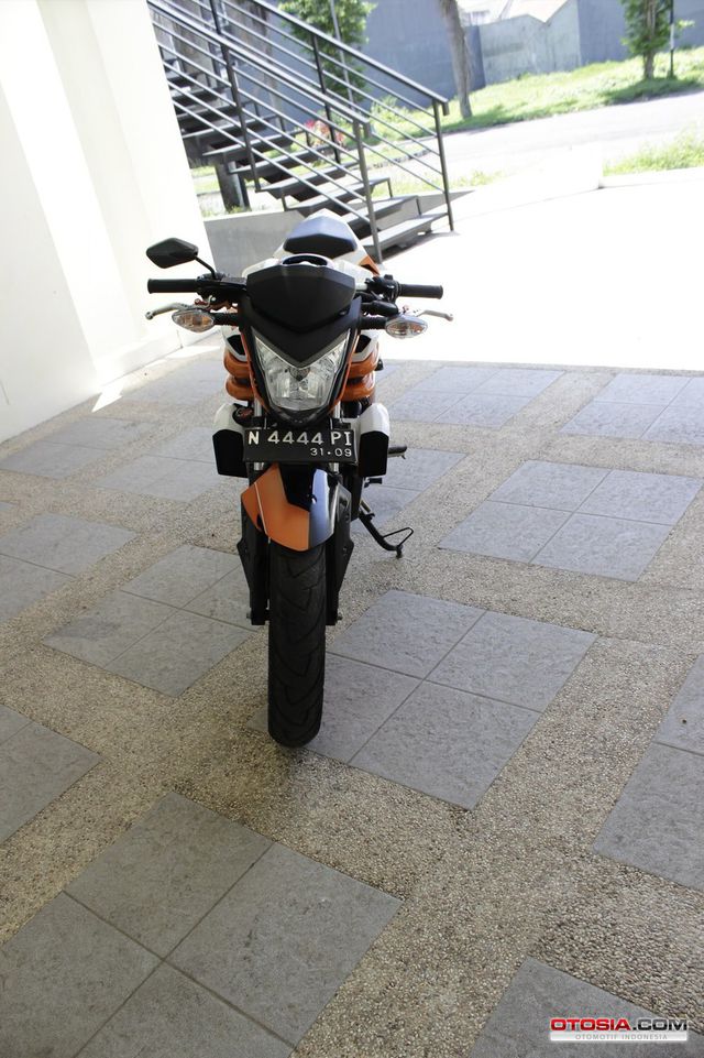 Modifikasi Honda CB150R Asal Kota Malang - Modifikasi 